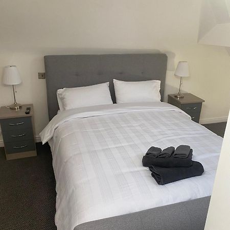 Spacious 2 Bedroom Apartment Liverpool Extérieur photo