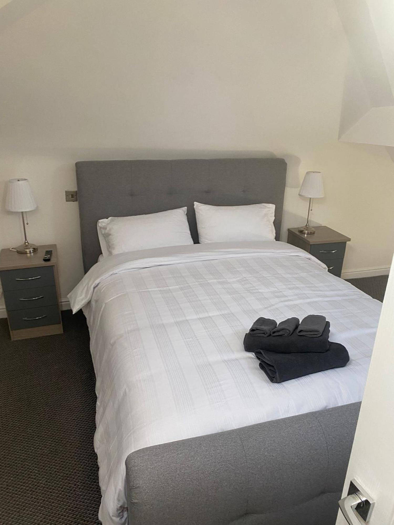 Spacious 2 Bedroom Apartment Liverpool Extérieur photo